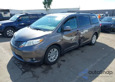 2012 Toyota Sienna Xle V6 8 Passenger from USA, damaged, VIN 5TDYK3DC8CS267049